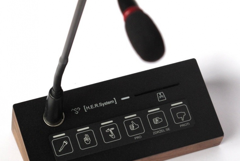 Stolová konferenčná jednotka / Úryvok - foto Stolová konferenčná jednotka / Úryvok - foto