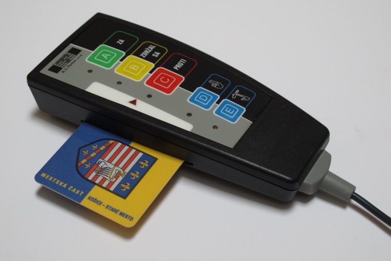 Ručná hlasovacia jednotka / Ručná hlasovacia jednotka - foto  Ručná hlasovacia jednotka / Ručná hlasovacia jednotka - foto