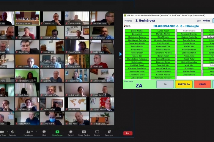 K dispozícii máme on-line riešenie...