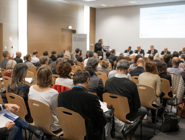 Obecność i głosowanie z komisją sekuracyjną (PHS)